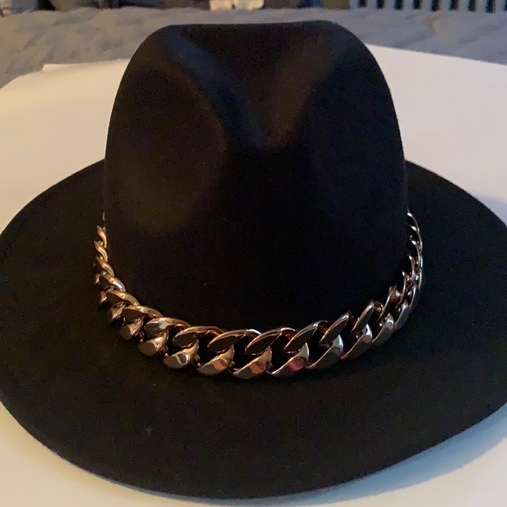 Black Brim with gold thick chain going around hat.